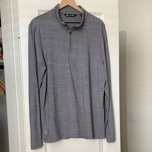 Men’s Travis Matthew 1/4 Zip Size Large Grey